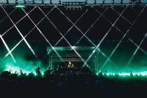 Boris Brejcha esiintymässä Weekend Festivalissa