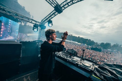 WKND25 Day1 194917 NikiSoukkio 7678